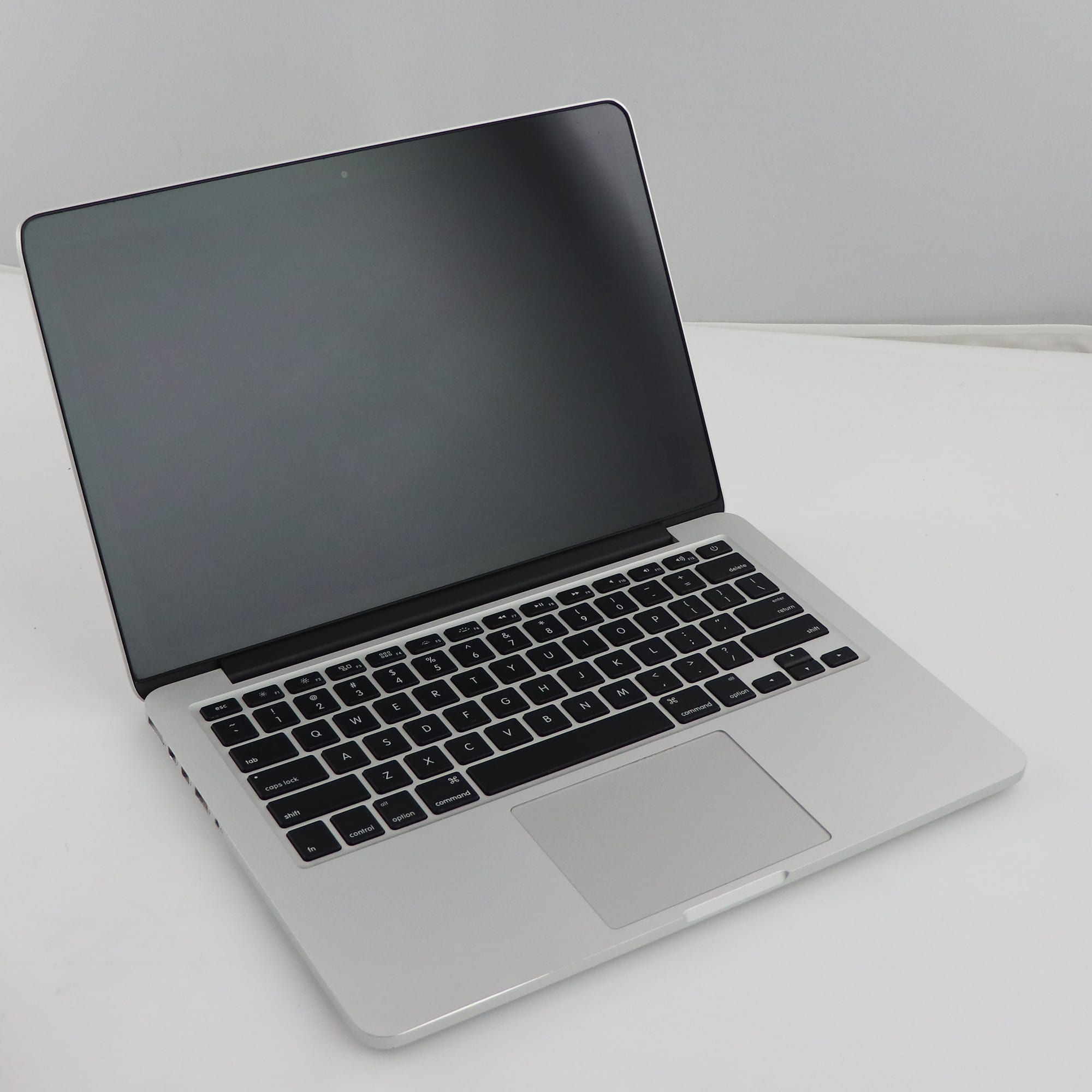 Apple MacBook Pro Retina 13 Inch Dual-Core i5 2.90 GHz (2015