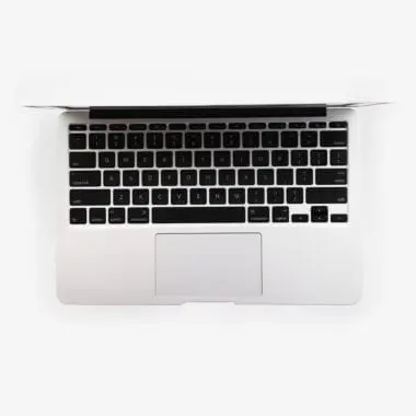 img-MacBook-Air-11-Inch-84816.jpg