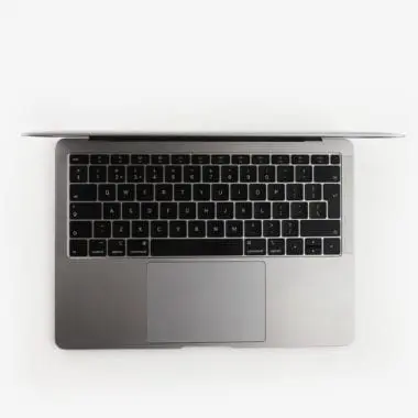 img-MacBook-Air-13-Inch-09501.jpg