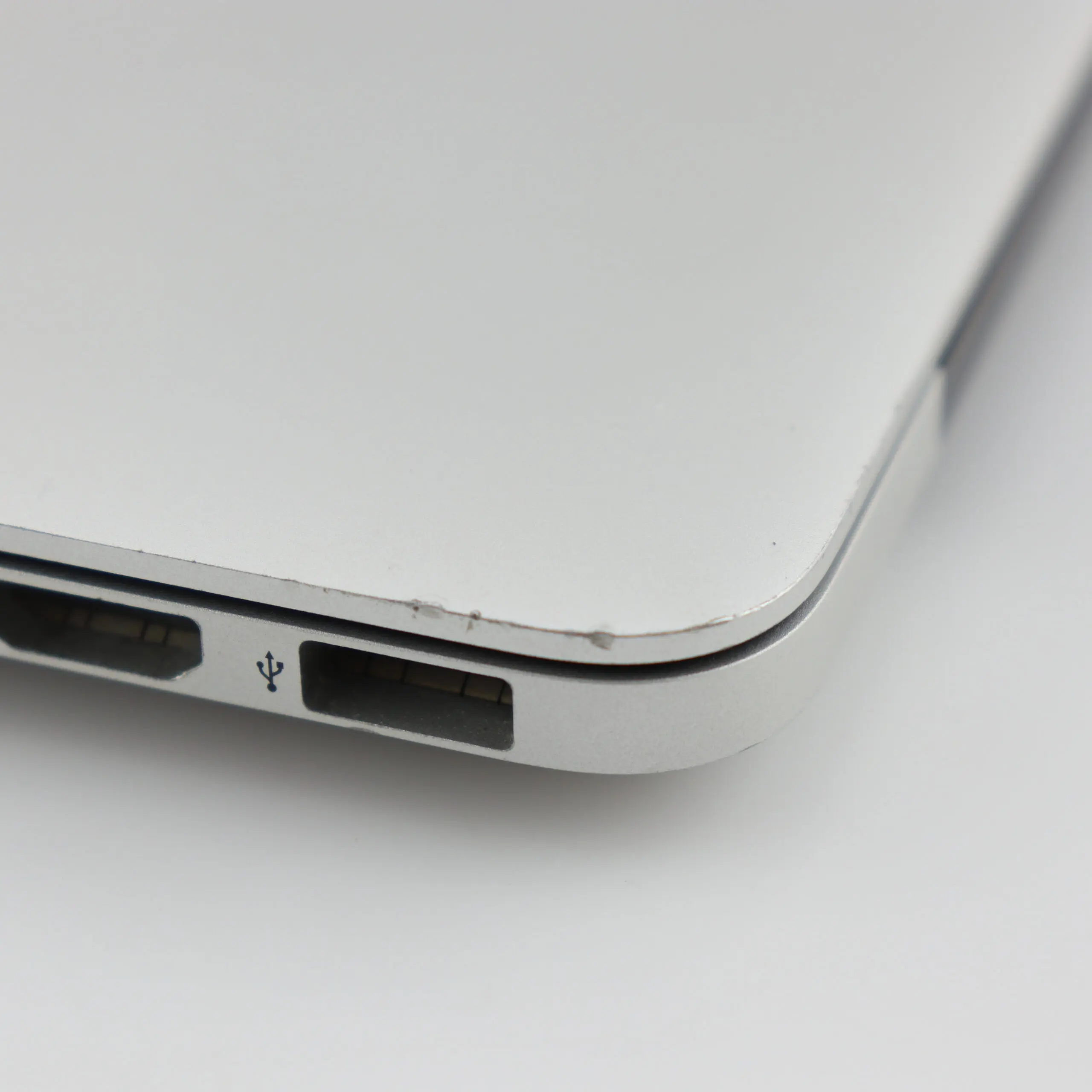 img-MacBook-Pro-Retina-15-Inch-76580.JPG