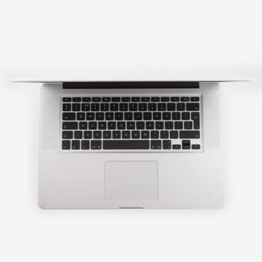 img-MacBook-Pro-15-Inch-74613.jpg