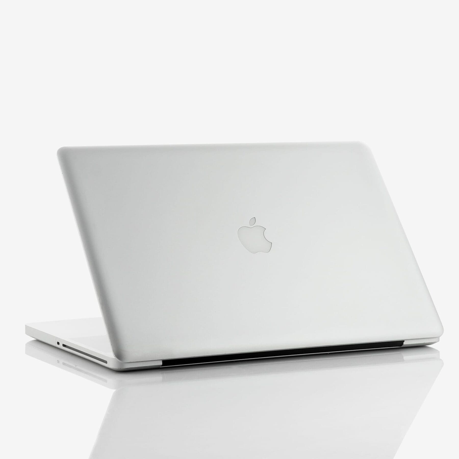 Apple MacBook Pro 17 Inch Core 2 Duo 3.06 GHz (2009) - MacFinder
