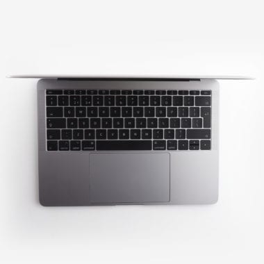 img-MacBook-Pro-Retina-13-Inch-26352.jpg