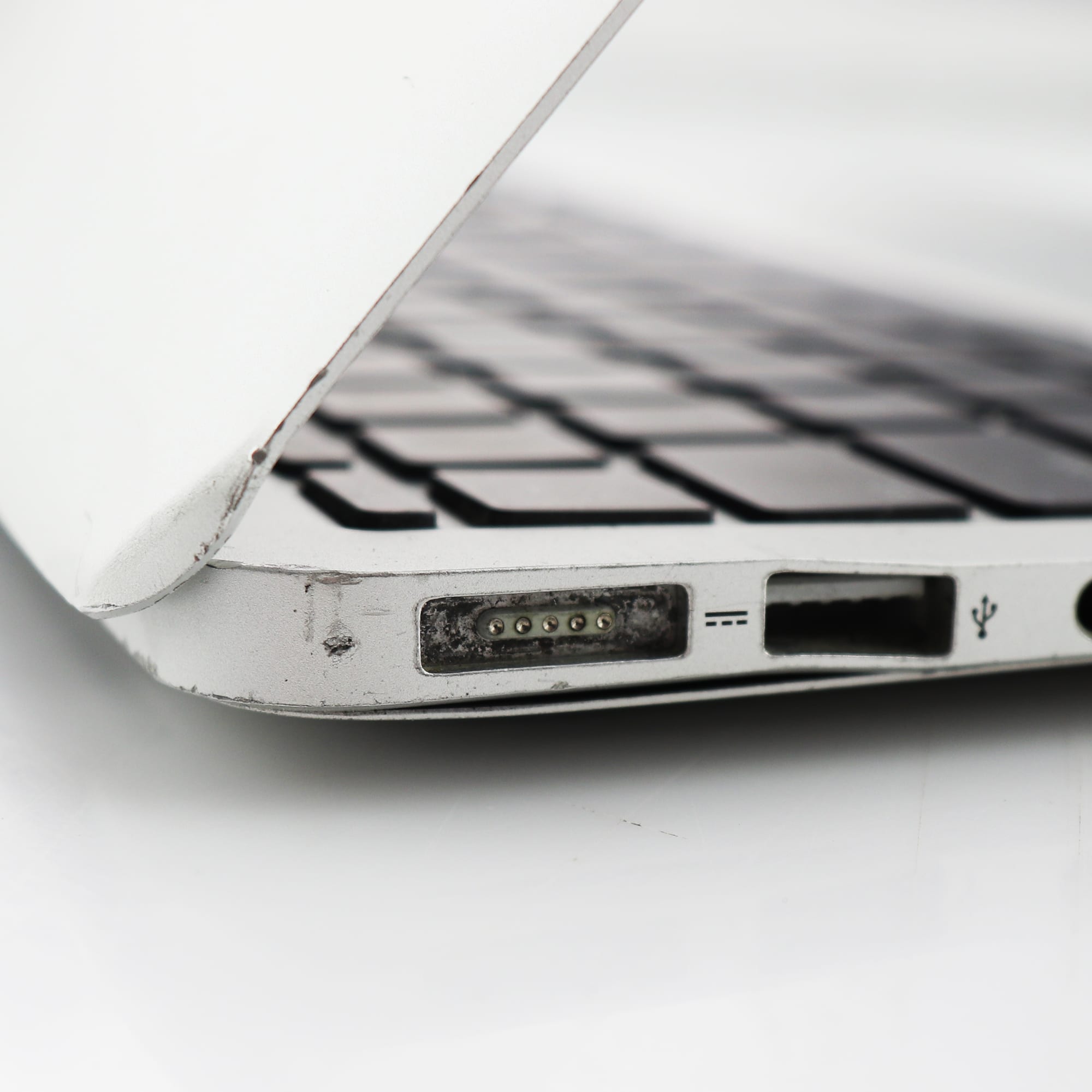macbook 11 inch 2015 speecs