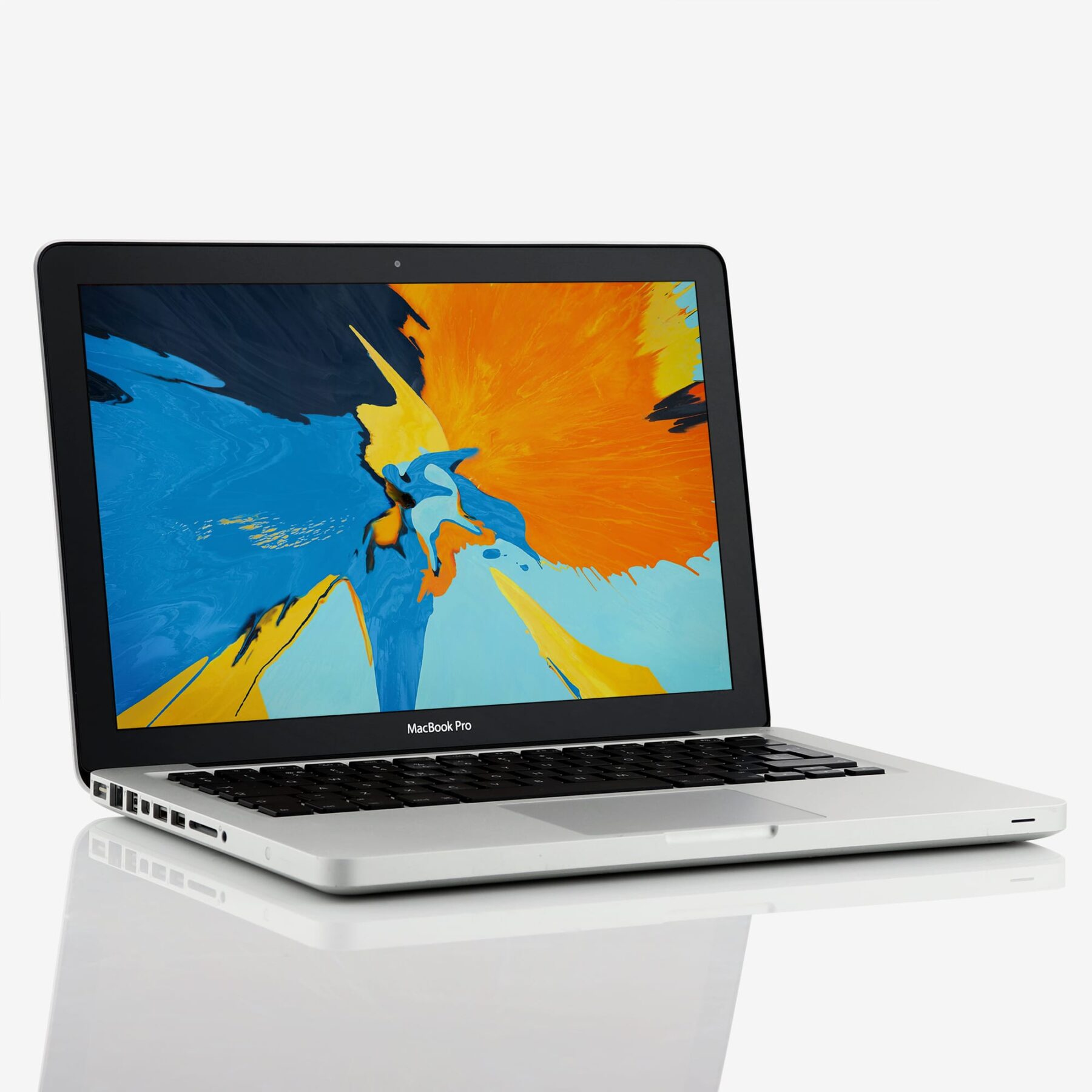 MacBook 13 Inch Front 2