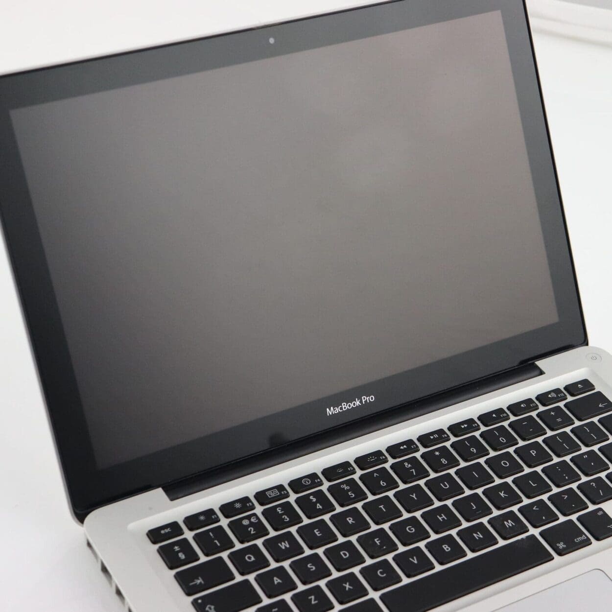 Apple MacBook Pro 13 Inch Dual-Core i5 2.30 GHz (2011) - MacFinder