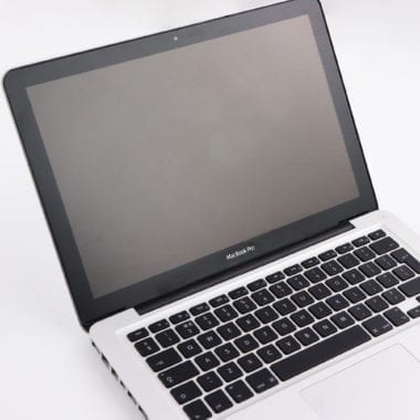 img-MacBook-Pro-13-Inch-14695.jpg