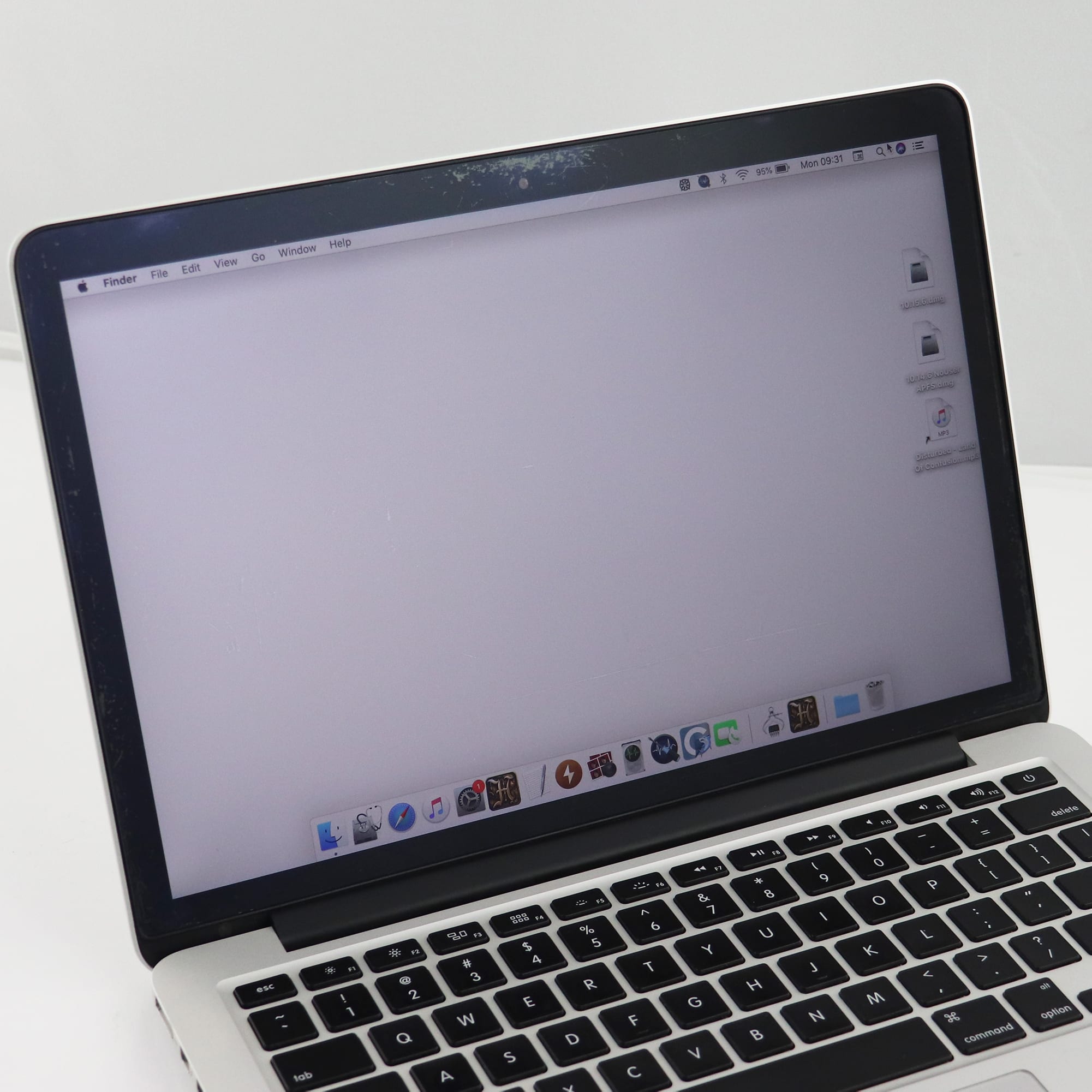 is the 2015 macbook pro 13 inch retina upgradeable