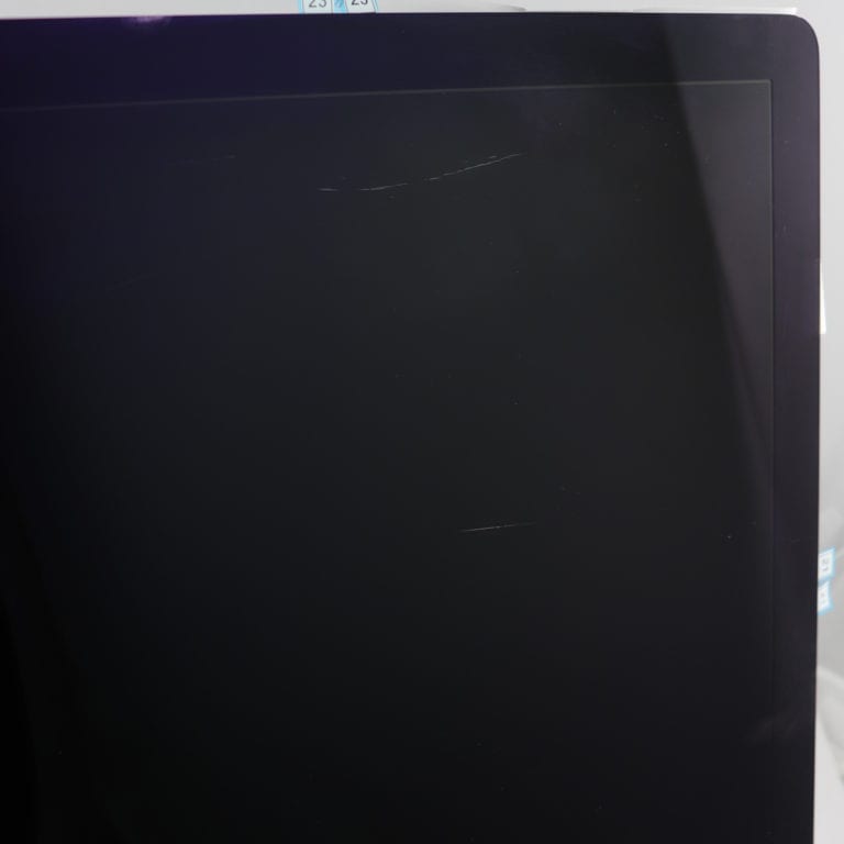 img-iMac-Slim-27-Inch-57682.JPG