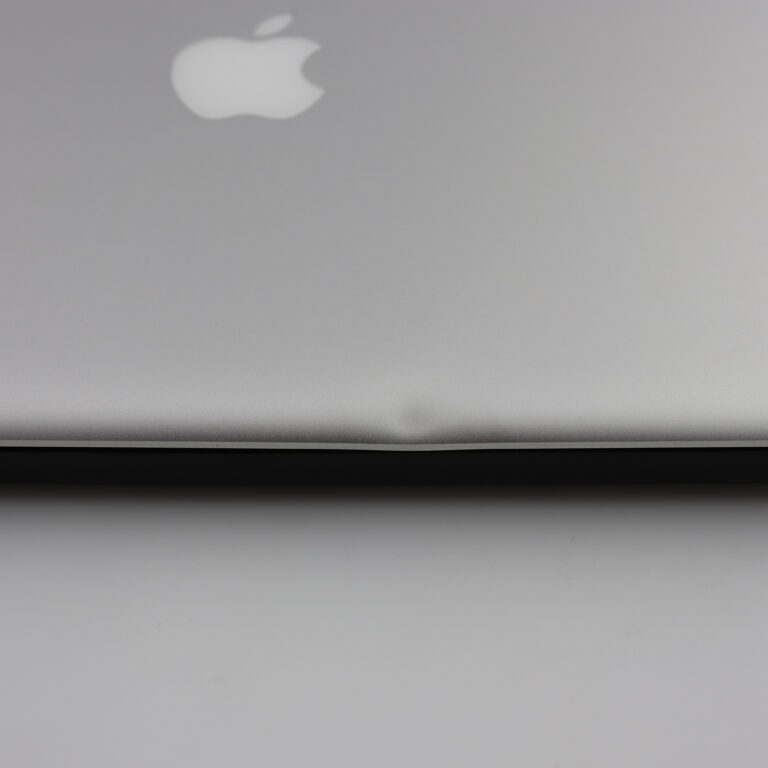 img-MacBook-Pro-13-Inch-74821.JPG