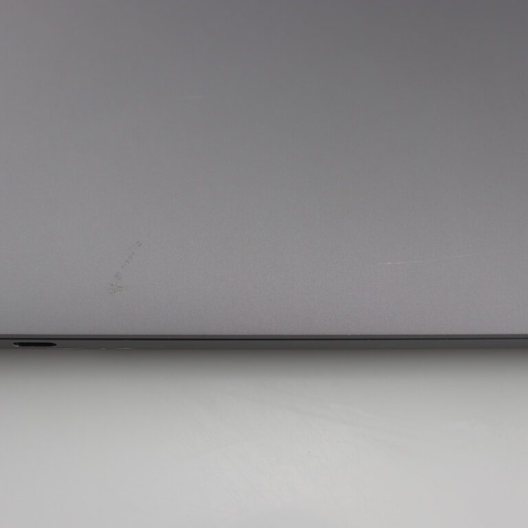img-MacBook-Pro-Retina-16-Inch-64033.JPG