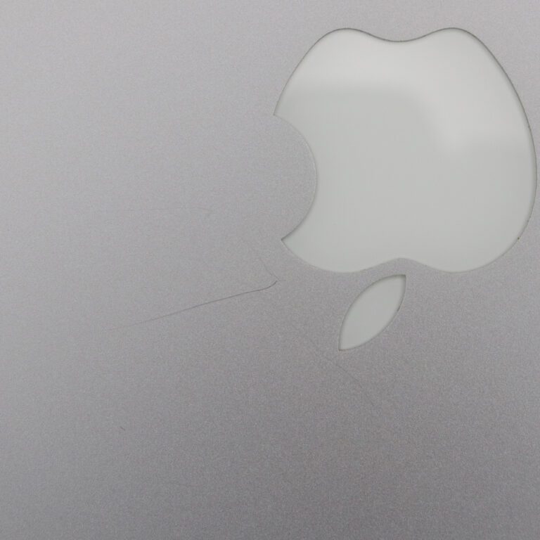 img-MacBook-Pro-15-Inch-441118.JPG