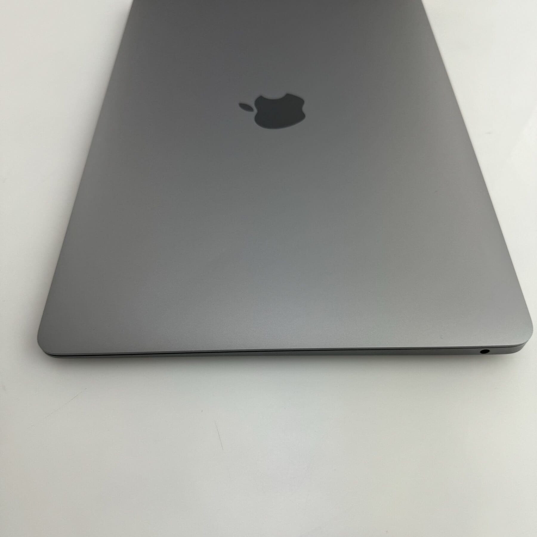 2020 Apple MacBook Air 13-inch M1 16GB 512GB - Space Grey - MacFinder