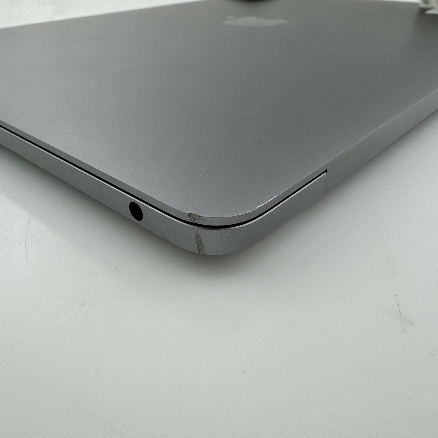 2020 Apple MacBook Pro 13-inch M1 16GB 256GB - Space Grey