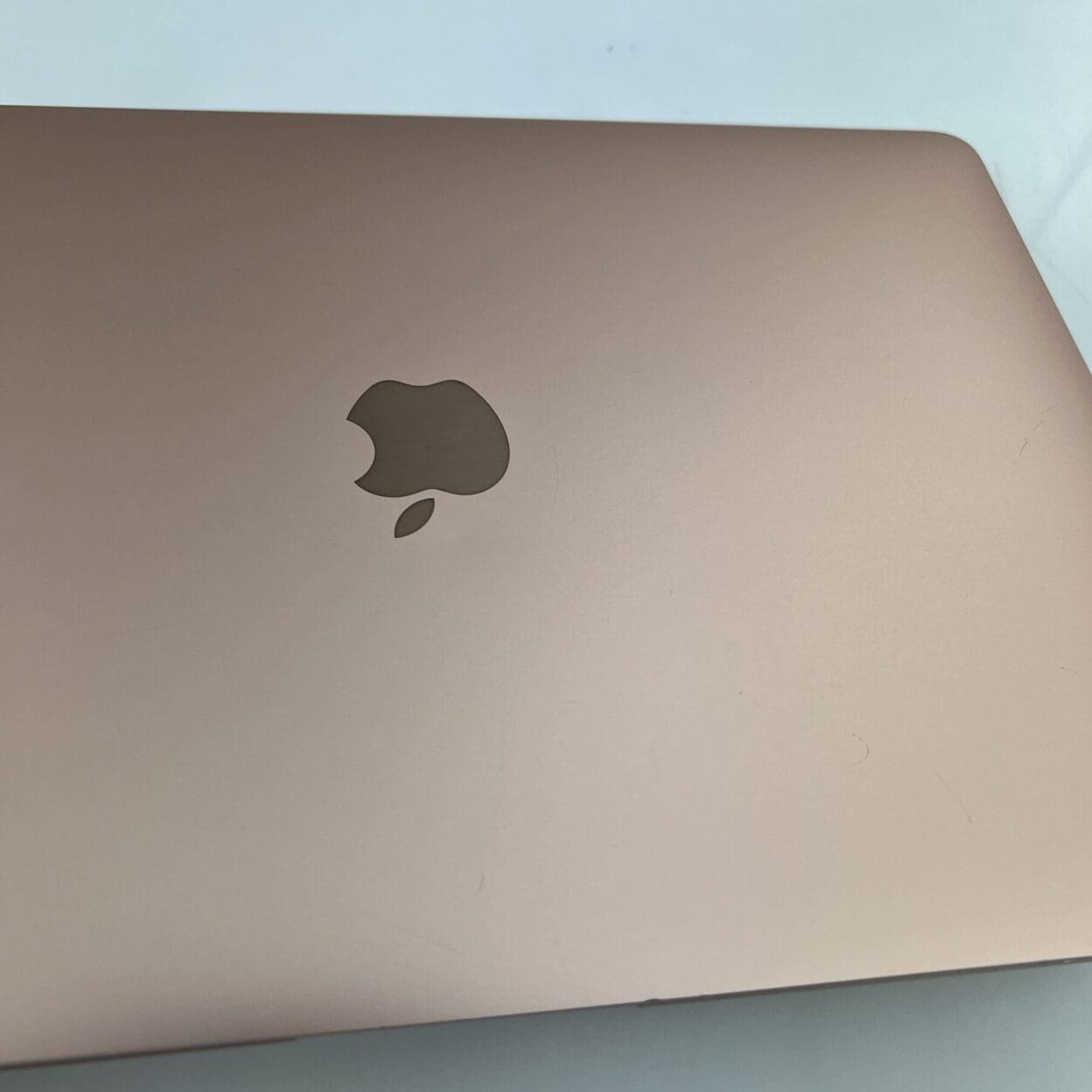 2020 Apple MacBook Air 13-inch M1 8GB 256GB - Rose Gold - MacFinder