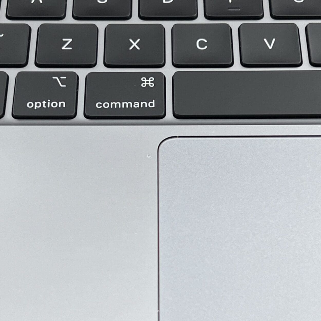 2020 Apple MacBook Air 13-inch M1 16GB 1TB - Space Grey - MacFinder