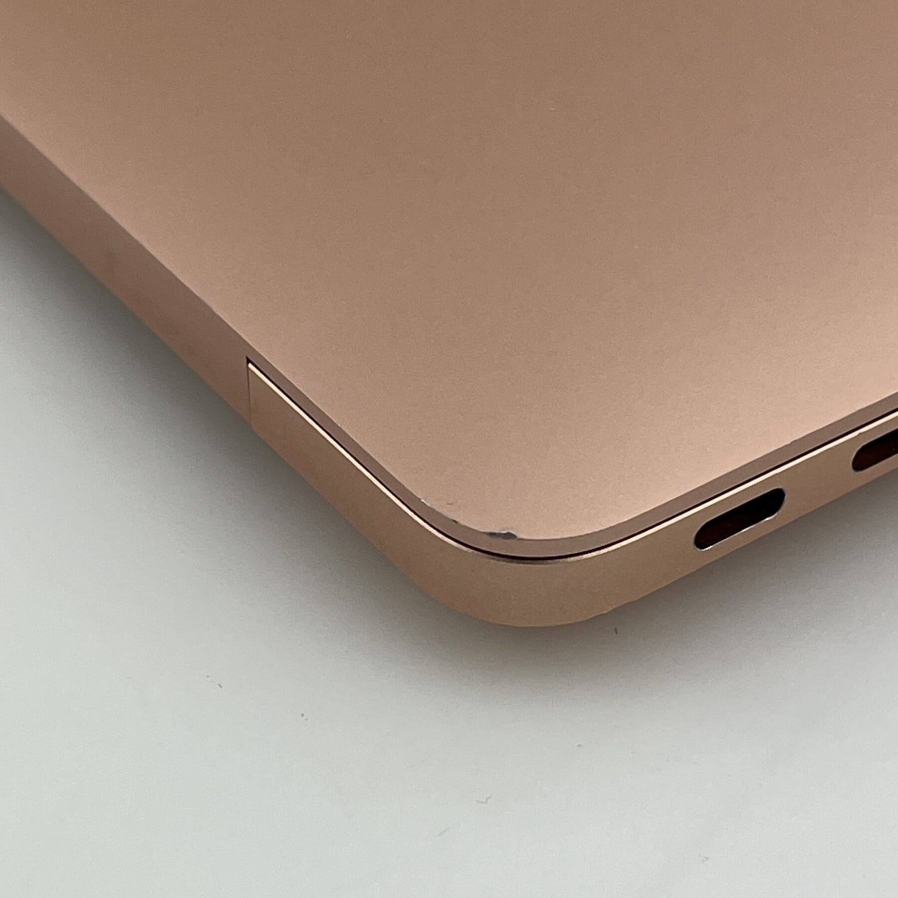 2020 Apple MacBook Air 13-inch M1 8GB 256GB - Rose Gold - MacFinder