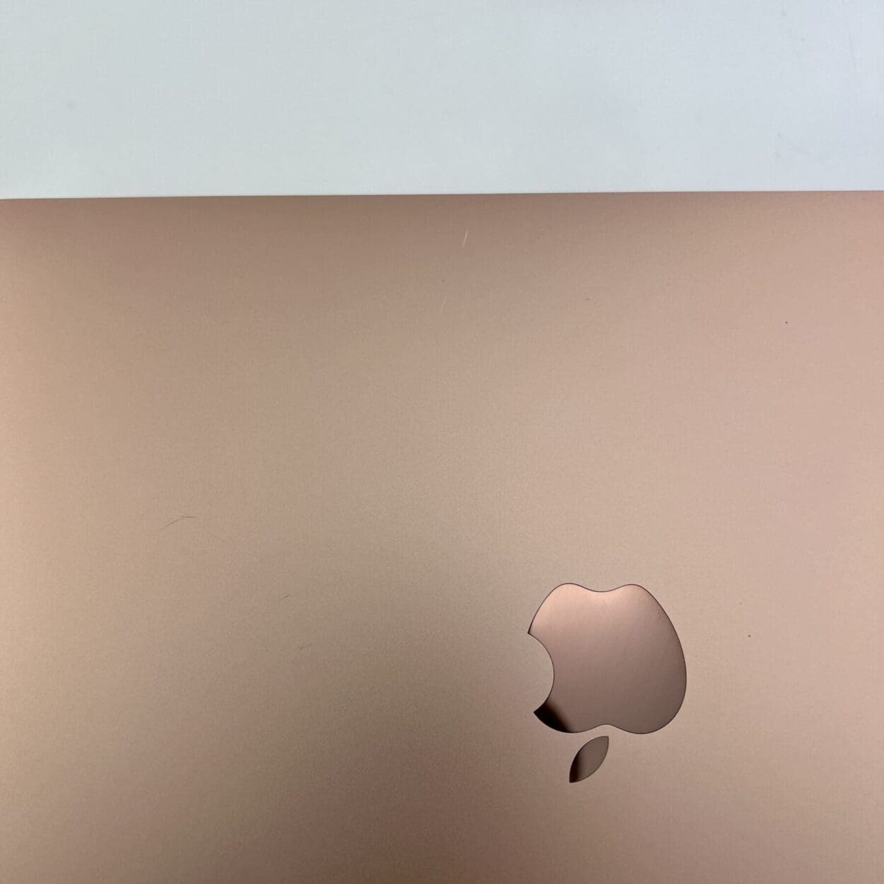 2020 Apple MacBook Air 13-inch M1 8GB 256GB - Rose Gold - MacFinder
