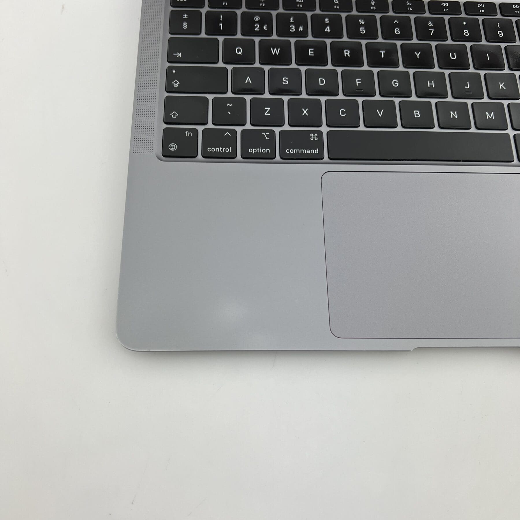 2020 Apple MacBook Air 13-inch M1 16GB 256GB - Space Grey - MacFinder