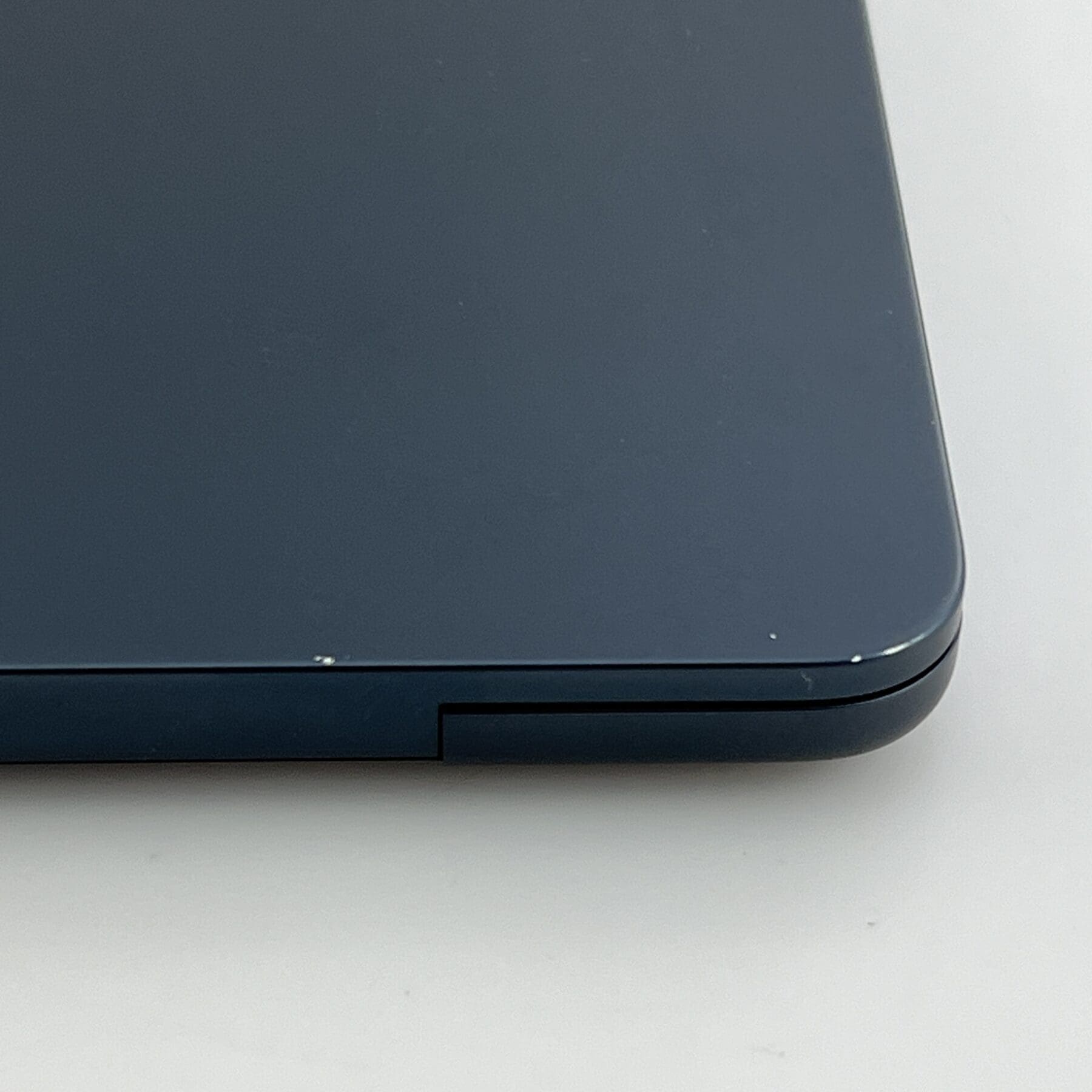 2023 Apple MacBook Air 15-inch M2 8GB 256GB - Midnight - MacFinder