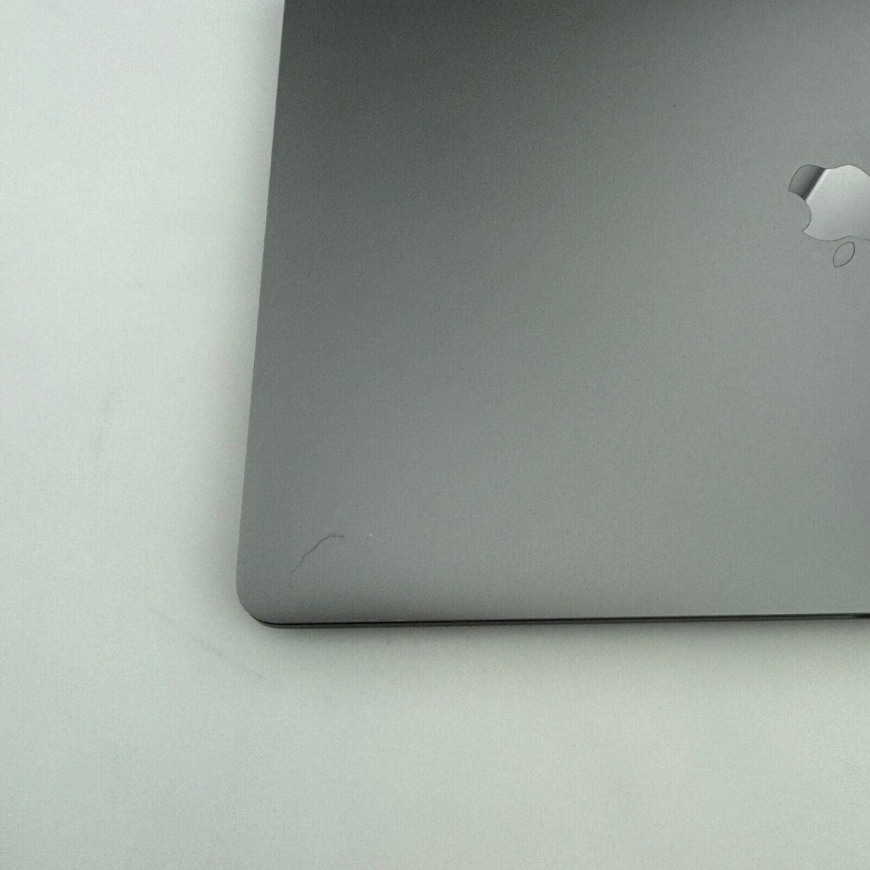 Macbook 2019 Pro 16 インチ 16GB/512GB グレー Amazon.co.jp: 【整備済み品】 Apple MacBook Pro 2019(16インチ