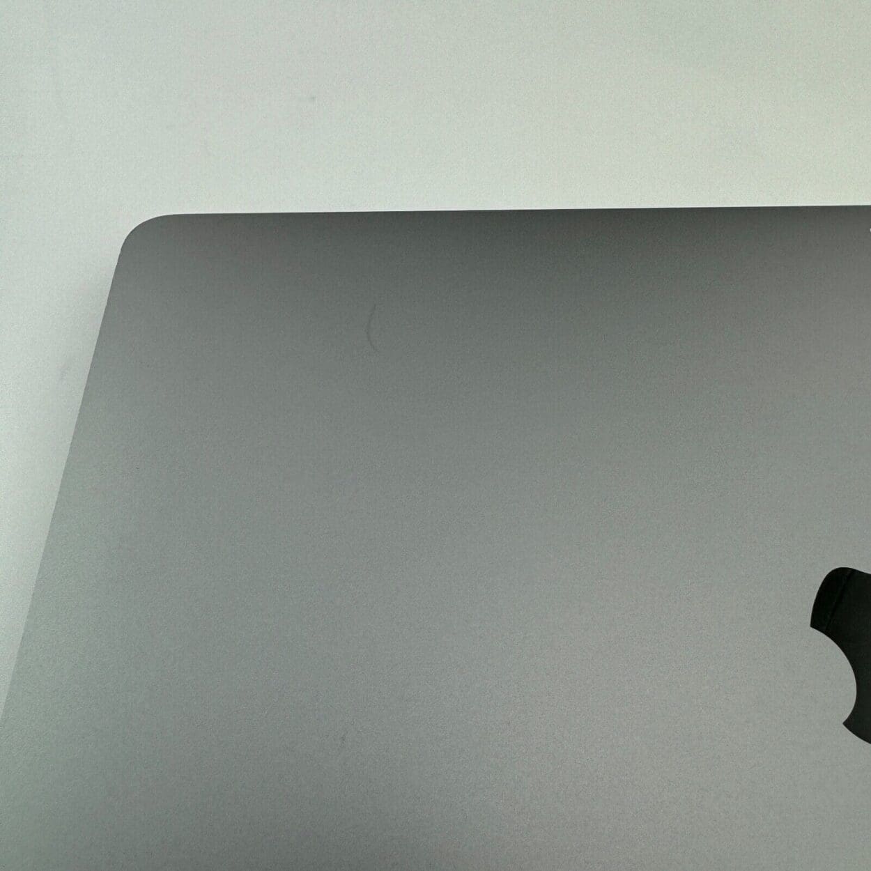 MacBook Pro 13 2020 i5/16GB/512GB グレイ Amazon.com: Apple 2020 MacBook Pro with 2.0GHz Intel Core i5