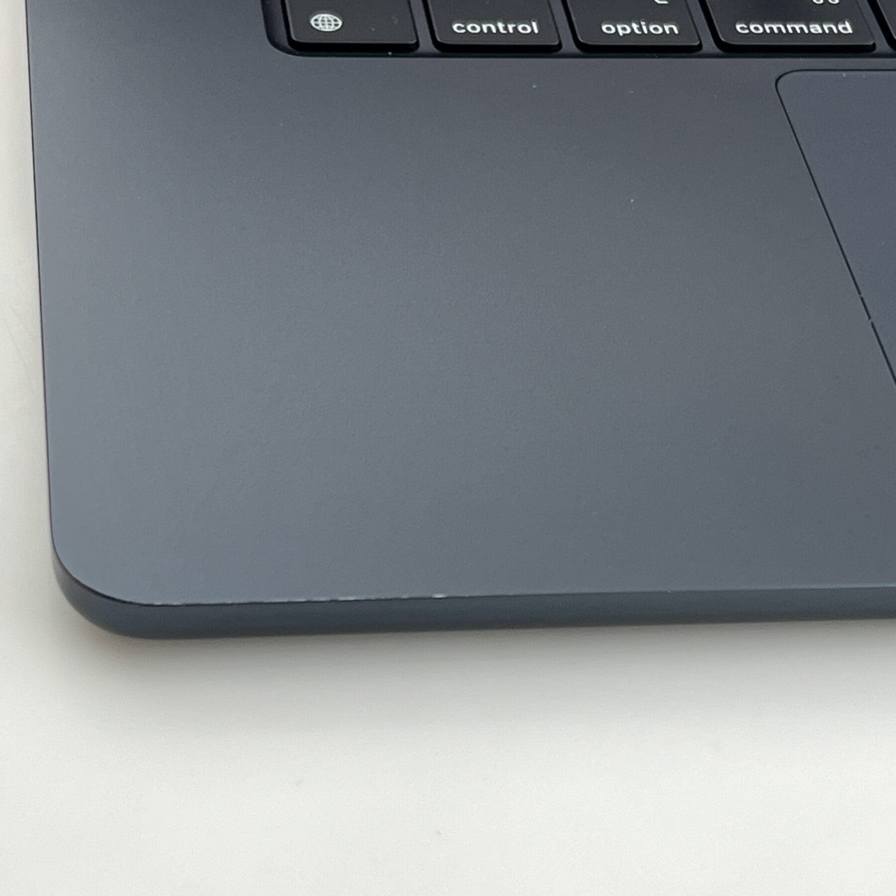2023 Apple MacBook Air 15-inch M2 16GB 256GB - Midnight - MacFinder