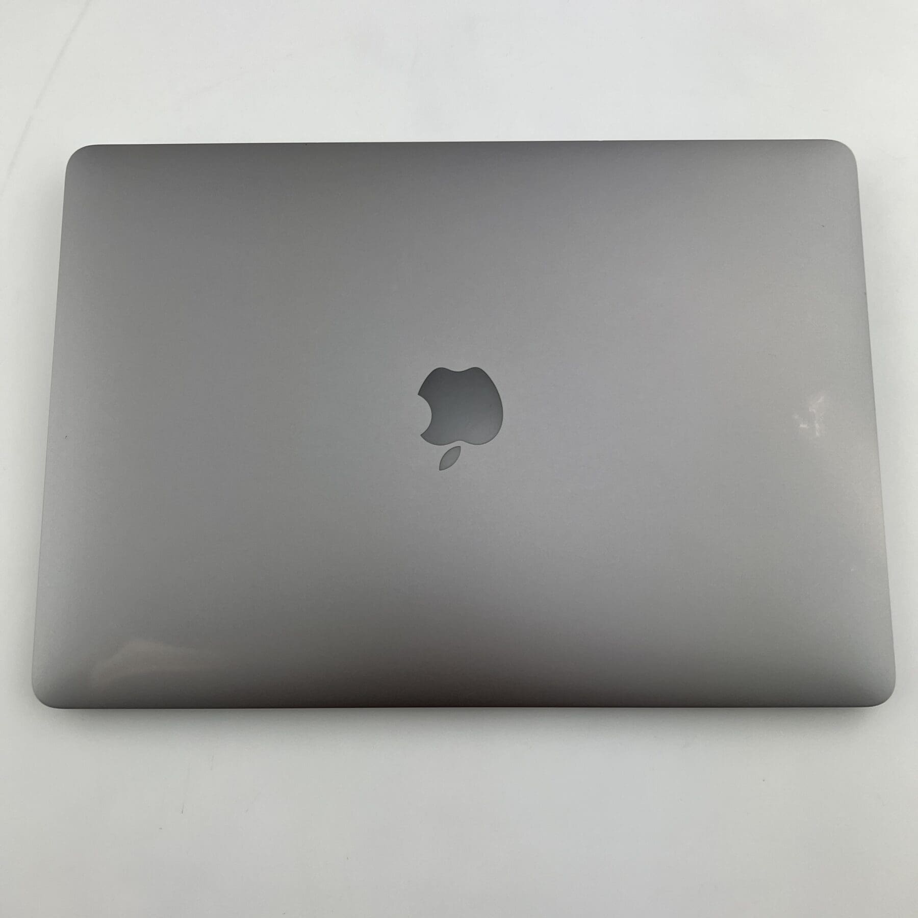 MacBook Air 2020 M1 13インチ 8GB 256GB Amazon.com: Apple 2020 MacBook Air with Apple M1 Chip, 13