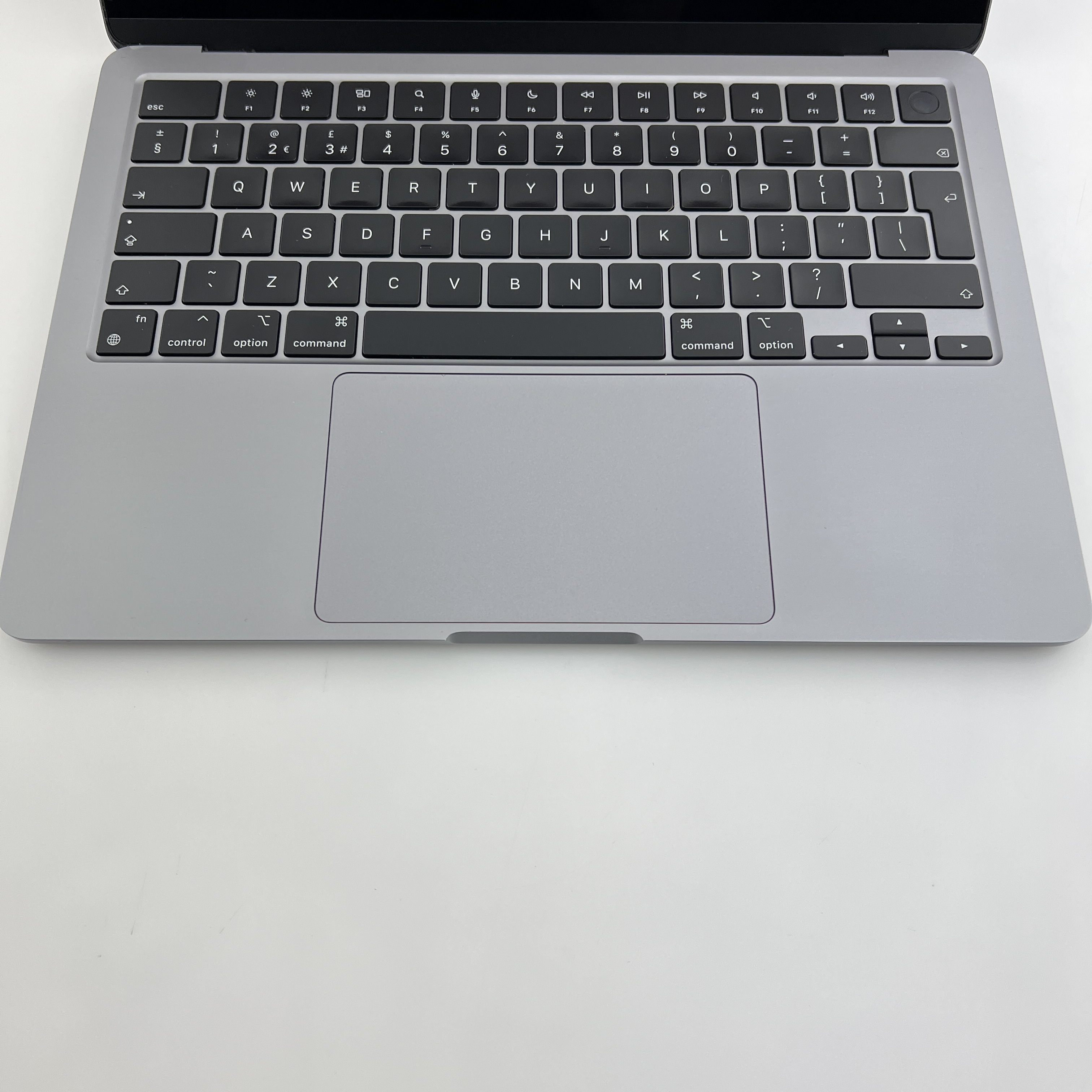 2022 Apple MacBook Air 13-inch M2 16GB 512GB - Space Grey - MacFinder